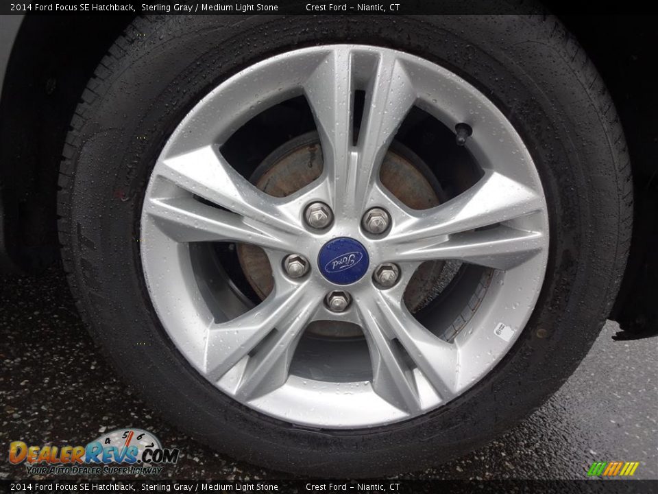2014 Ford Focus SE Hatchback Sterling Gray / Medium Light Stone Photo #8
