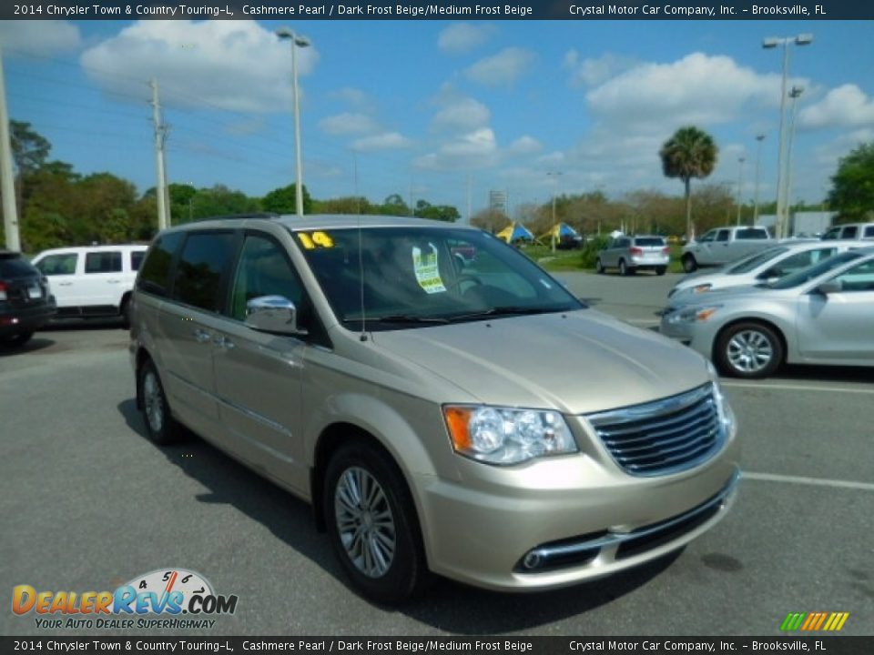 2014 Chrysler Town & Country Touring-L Cashmere Pearl / Dark Frost Beige/Medium Frost Beige Photo #13