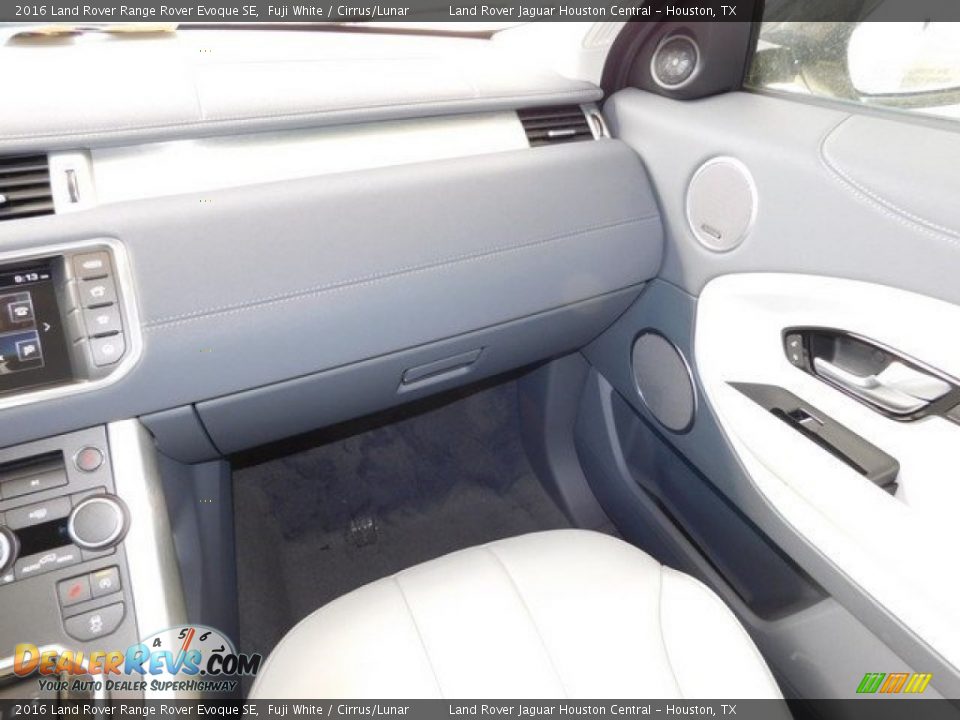2016 Land Rover Range Rover Evoque SE Fuji White / Cirrus/Lunar Photo #15