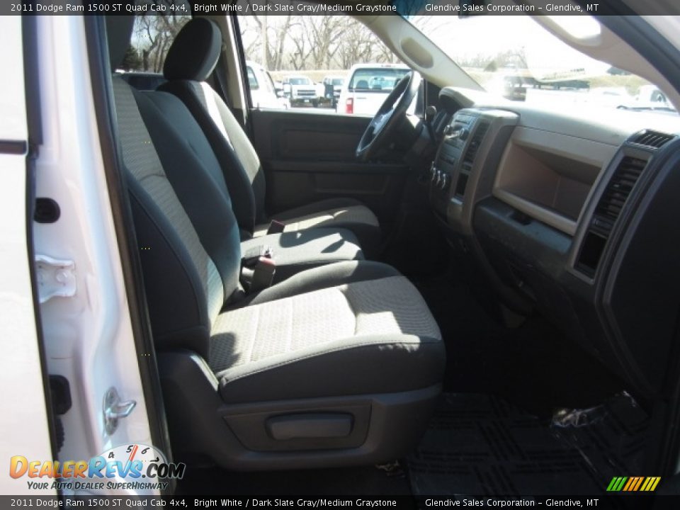 2011 Dodge Ram 1500 ST Quad Cab 4x4 Bright White / Dark Slate Gray/Medium Graystone Photo #14