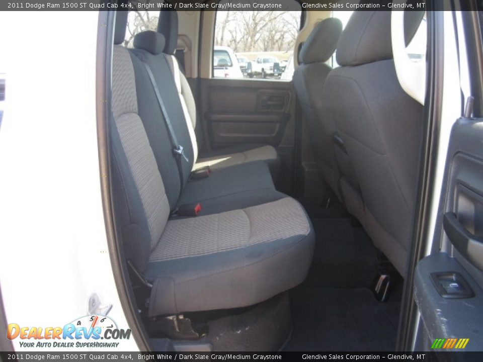 2011 Dodge Ram 1500 ST Quad Cab 4x4 Bright White / Dark Slate Gray/Medium Graystone Photo #16
