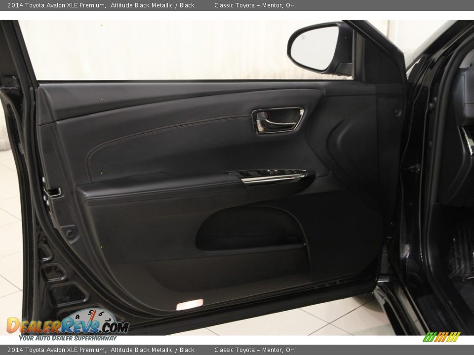 2014 Toyota Avalon XLE Premium Attitude Black Metallic / Black Photo #4