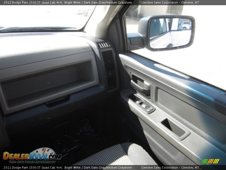 2011 Dodge Ram 1500 ST Quad Cab 4x4 Bright White / Dark Slate Gray/Medium Graystone Photo #20