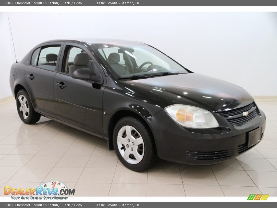 2007 Chevrolet Cobalt LS Sedan Black / Gray Photo #1