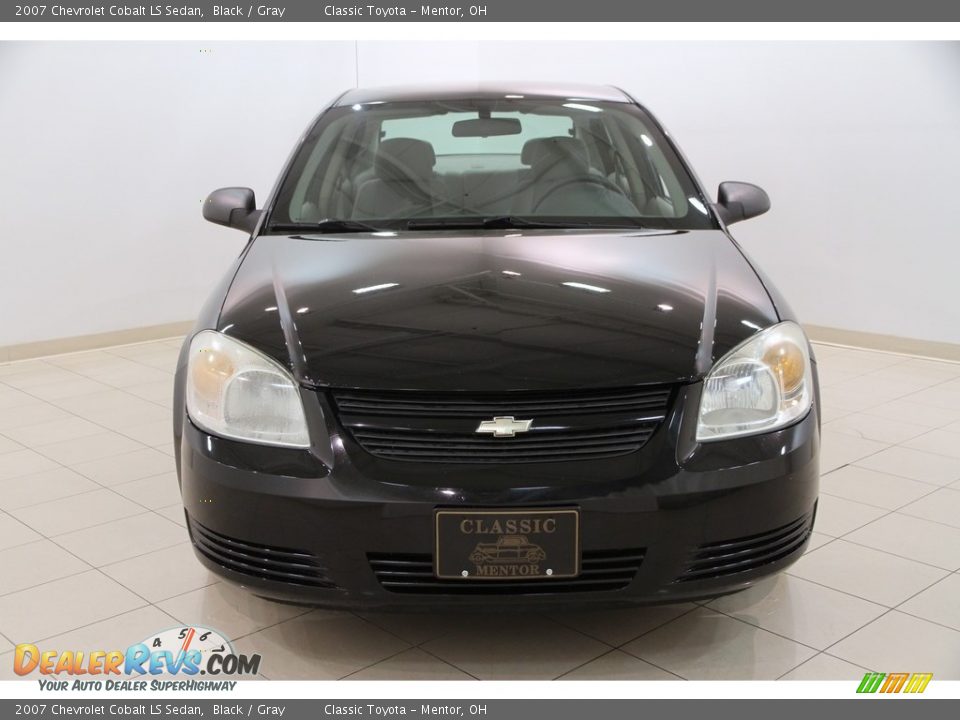 2007 Chevrolet Cobalt LS Sedan Black / Gray Photo #2