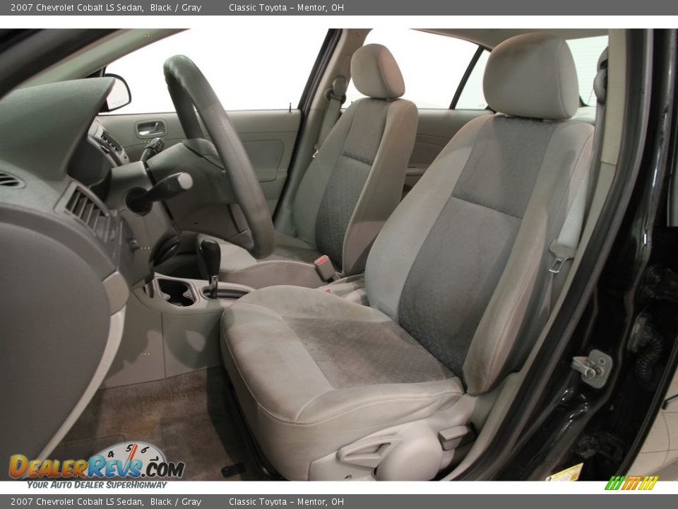 2007 Chevrolet Cobalt LS Sedan Black / Gray Photo #5