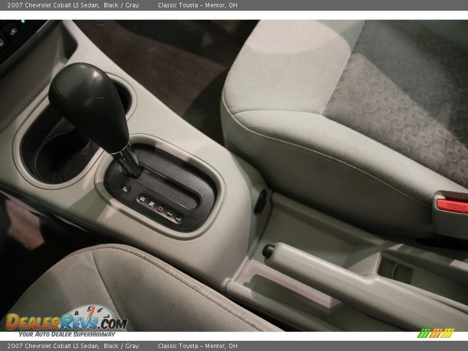 2007 Chevrolet Cobalt LS Sedan Black / Gray Photo #9