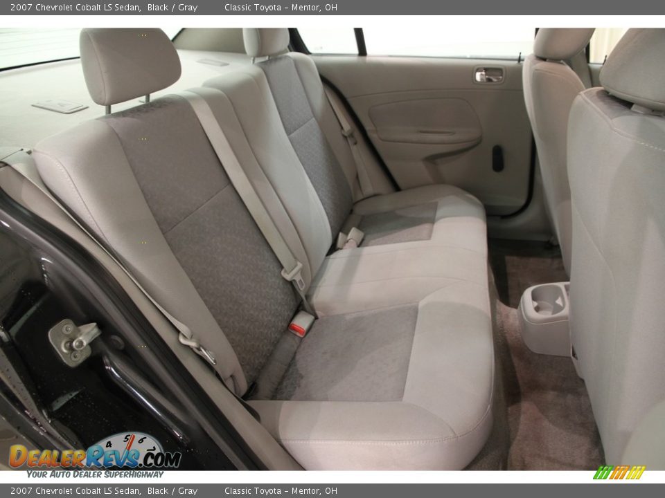 2007 Chevrolet Cobalt LS Sedan Black / Gray Photo #11