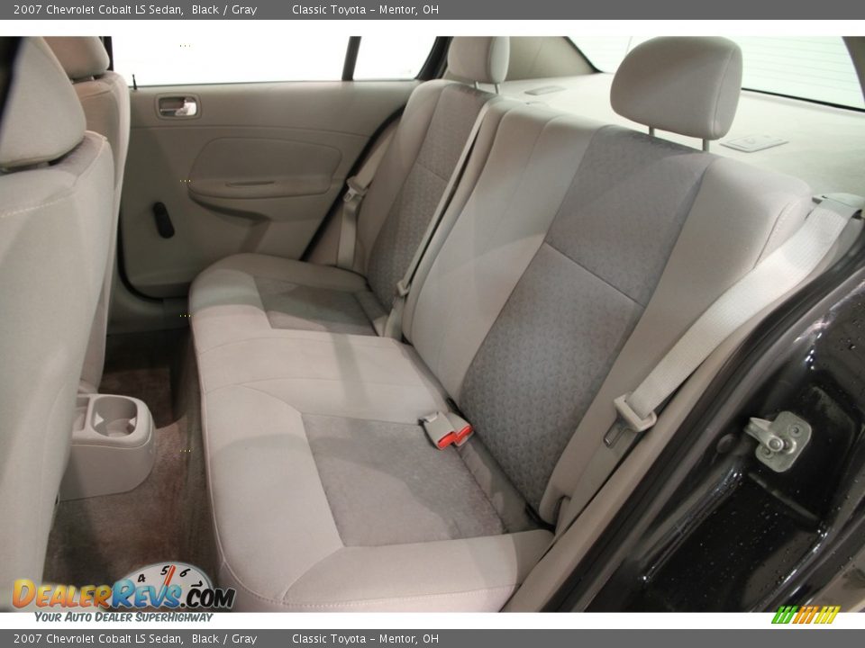 2007 Chevrolet Cobalt LS Sedan Black / Gray Photo #12
