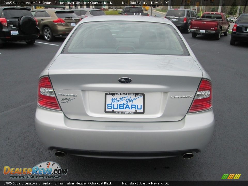2005 Subaru Legacy 2.5i Sedan Brilliant Silver Metallic / Charcoal Black Photo #7