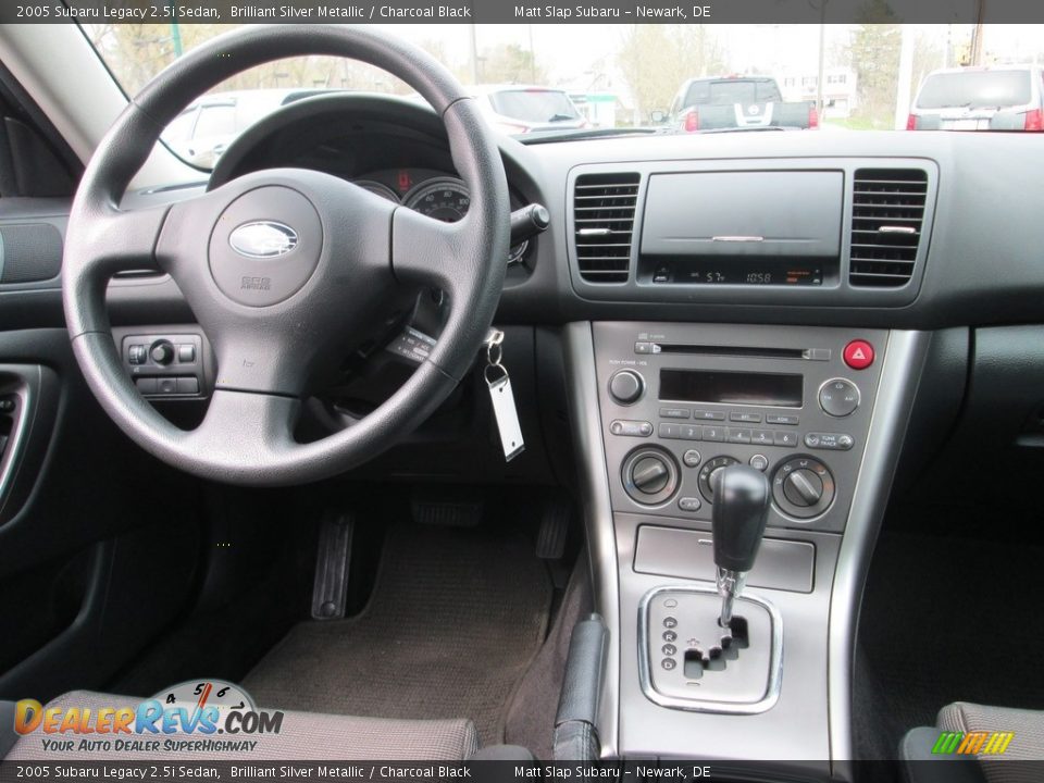2005 Subaru Legacy 2.5i Sedan Brilliant Silver Metallic / Charcoal Black Photo #10