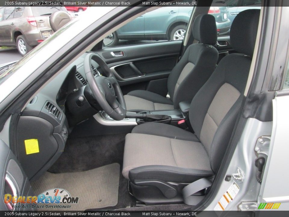 2005 Subaru Legacy 2.5i Sedan Brilliant Silver Metallic / Charcoal Black Photo #12