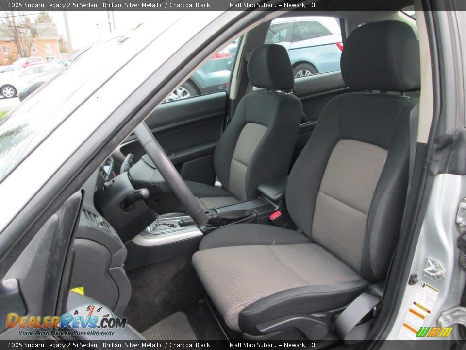 2005 Subaru Legacy 2.5i Sedan Brilliant Silver Metallic / Charcoal Black Photo #15