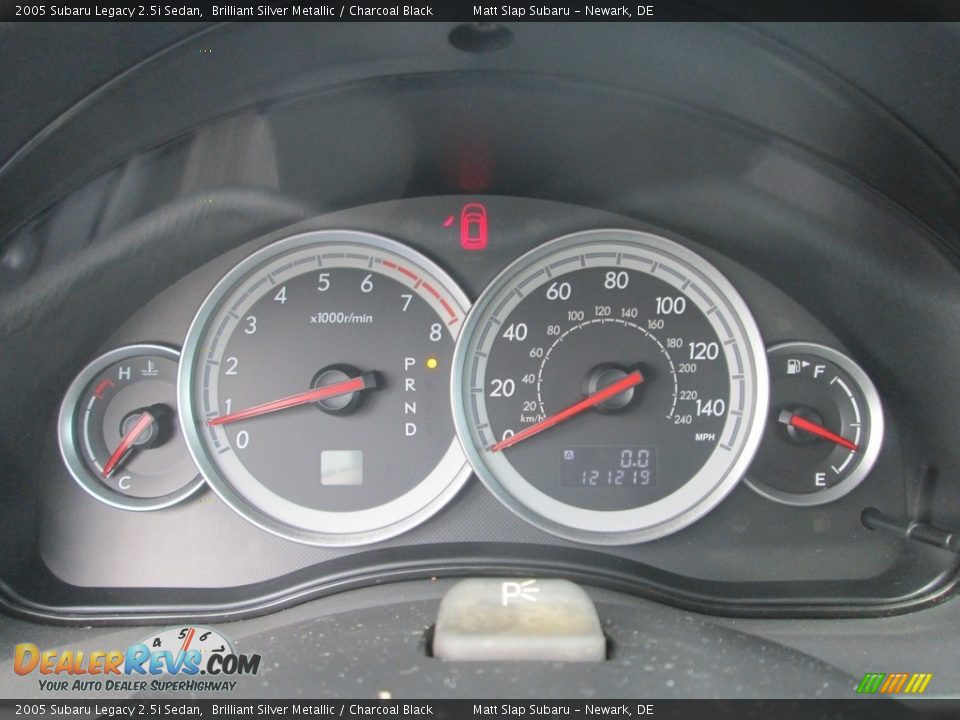 2005 Subaru Legacy 2.5i Sedan Brilliant Silver Metallic / Charcoal Black Photo #26