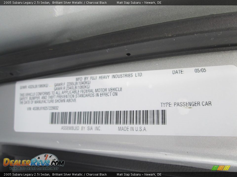 2005 Subaru Legacy 2.5i Sedan Brilliant Silver Metallic / Charcoal Black Photo #28