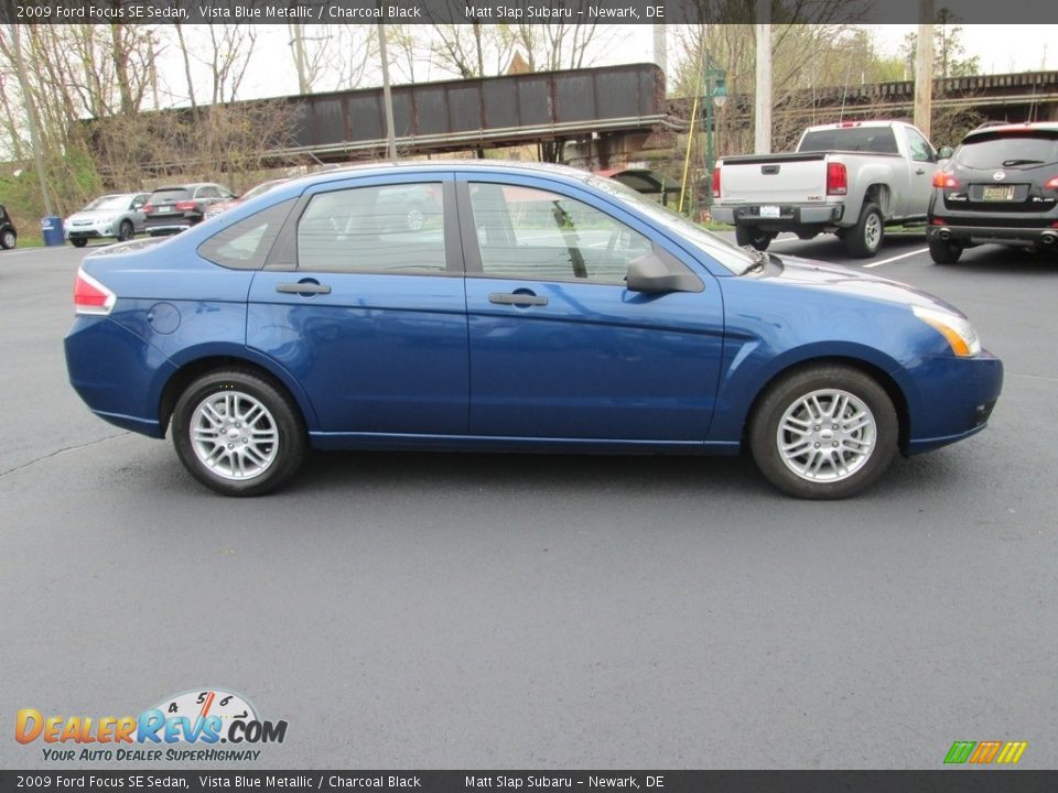 2009 Ford Focus SE Sedan Vista Blue Metallic / Charcoal Black Photo #5