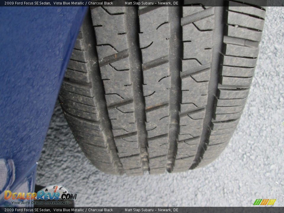 2009 Ford Focus SE Sedan Vista Blue Metallic / Charcoal Black Photo #21