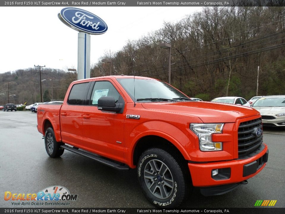 2016 Ford F150 XLT SuperCrew 4x4 Race Red / Medium Earth Gray Photo #4