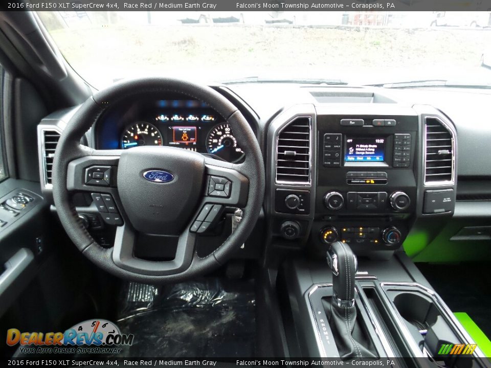 2016 Ford F150 XLT SuperCrew 4x4 Race Red / Medium Earth Gray Photo #13
