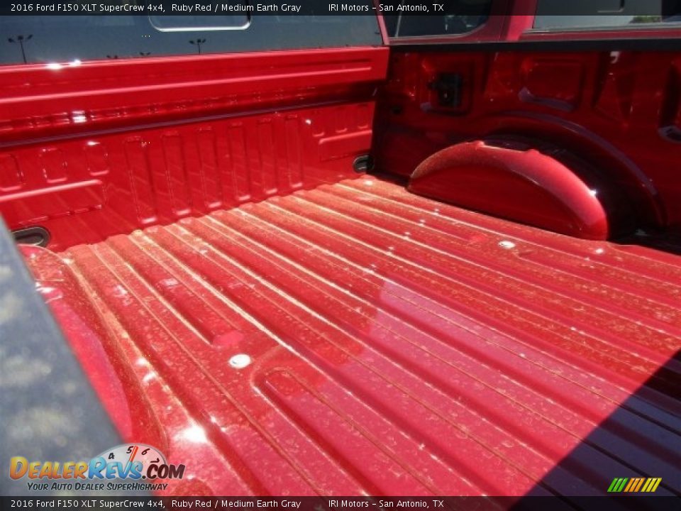 2016 Ford F150 XLT SuperCrew 4x4 Ruby Red / Medium Earth Gray Photo #7
