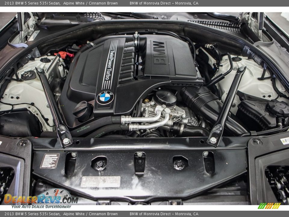 2013 BMW 5 Series 535i Sedan Alpine White / Cinnamon Brown Photo #9