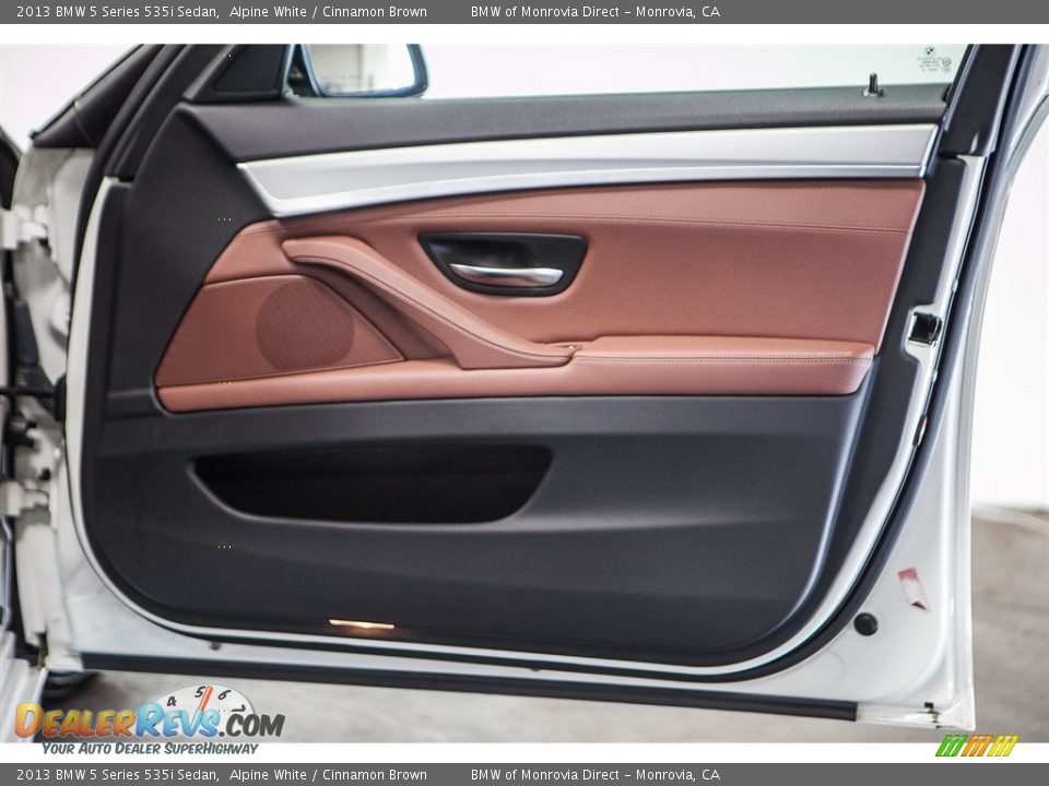 2013 BMW 5 Series 535i Sedan Alpine White / Cinnamon Brown Photo #23