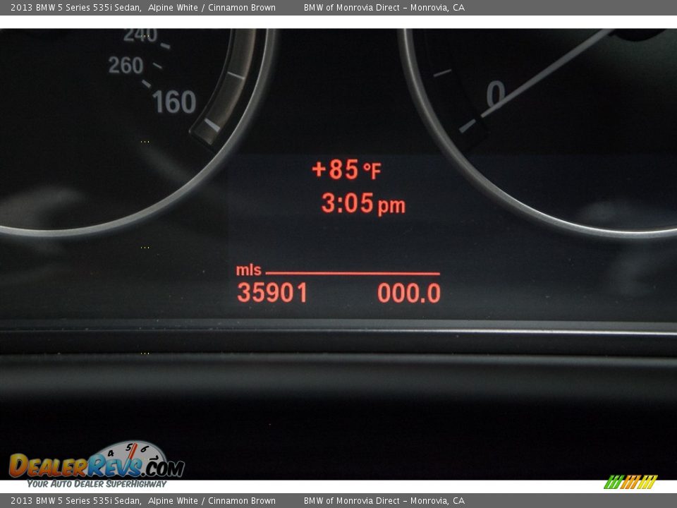 2013 BMW 5 Series 535i Sedan Alpine White / Cinnamon Brown Photo #29