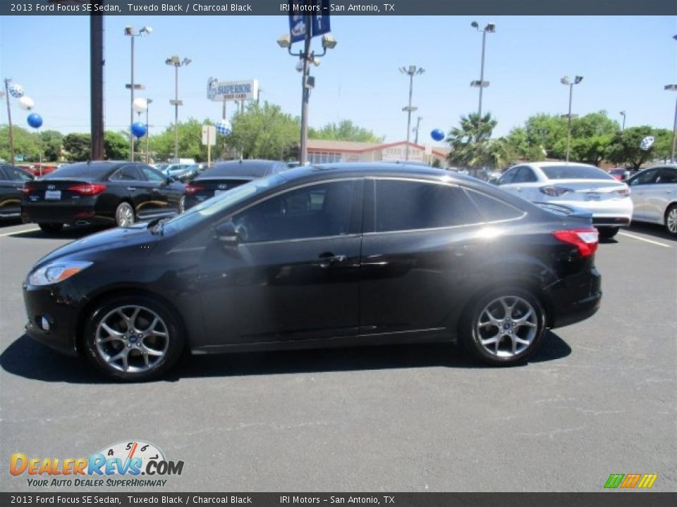 2013 Ford Focus SE Sedan Tuxedo Black / Charcoal Black Photo #4