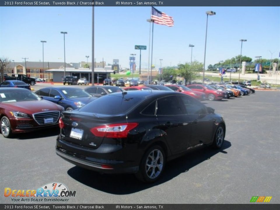 2013 Ford Focus SE Sedan Tuxedo Black / Charcoal Black Photo #7