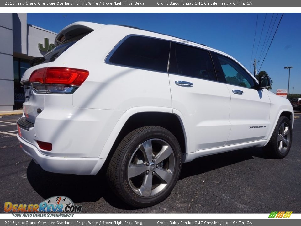 2016 Jeep Grand Cherokee Overland Bright White / Brown/Light Frost Beige Photo #7