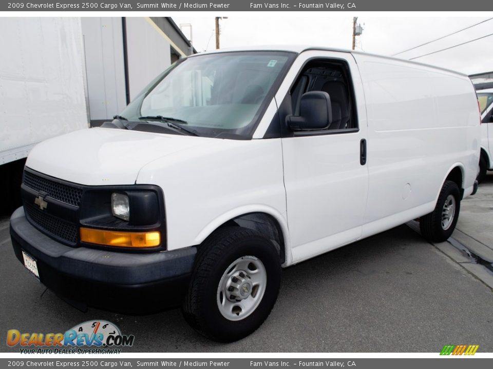2009 Chevrolet Express 2500 Cargo Van Summit White / Medium Pewter Photo #9