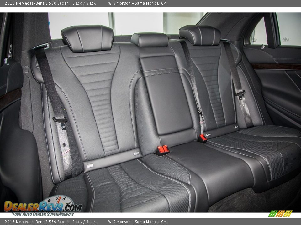2016 Mercedes-Benz S 550 Sedan Black / Black Photo #2