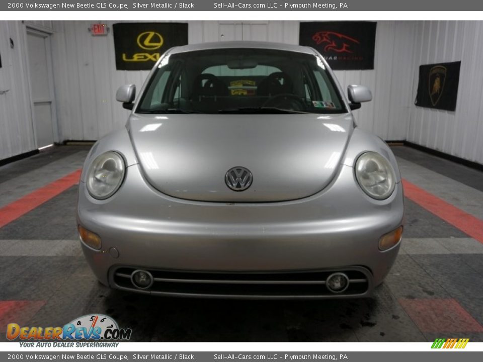 2000 Volkswagen New Beetle GLS Coupe Silver Metallic / Black Photo #4