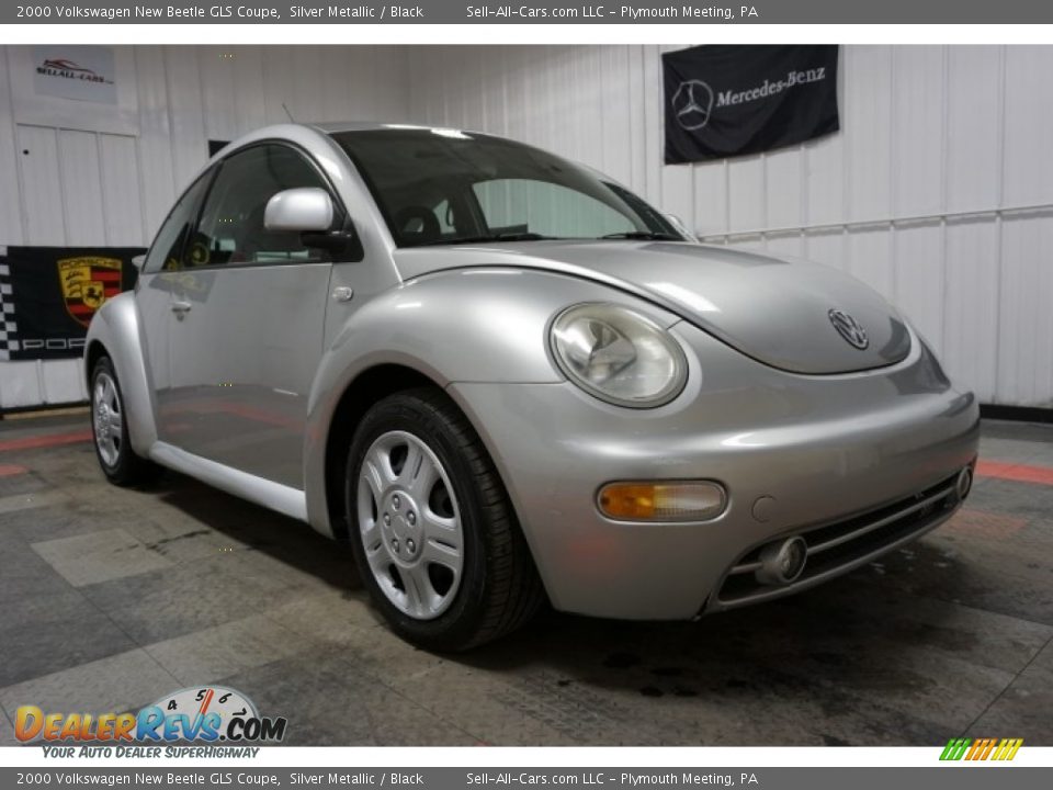 2000 Volkswagen New Beetle GLS Coupe Silver Metallic / Black Photo #5