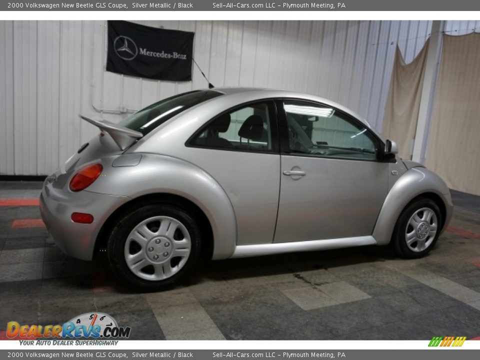2000 Volkswagen New Beetle GLS Coupe Silver Metallic / Black Photo #7