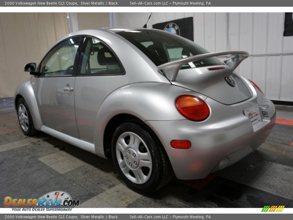 2000 Volkswagen New Beetle GLS Coupe Silver Metallic / Black Photo #10