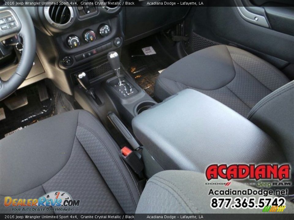 2016 Jeep Wrangler Unlimited Sport 4x4 Granite Crystal Metallic / Black Photo #8