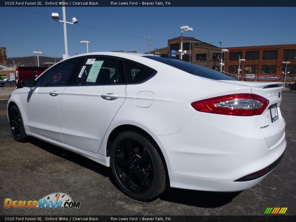 2016 Ford Fusion SE Oxford White / Charcoal Black Photo #5