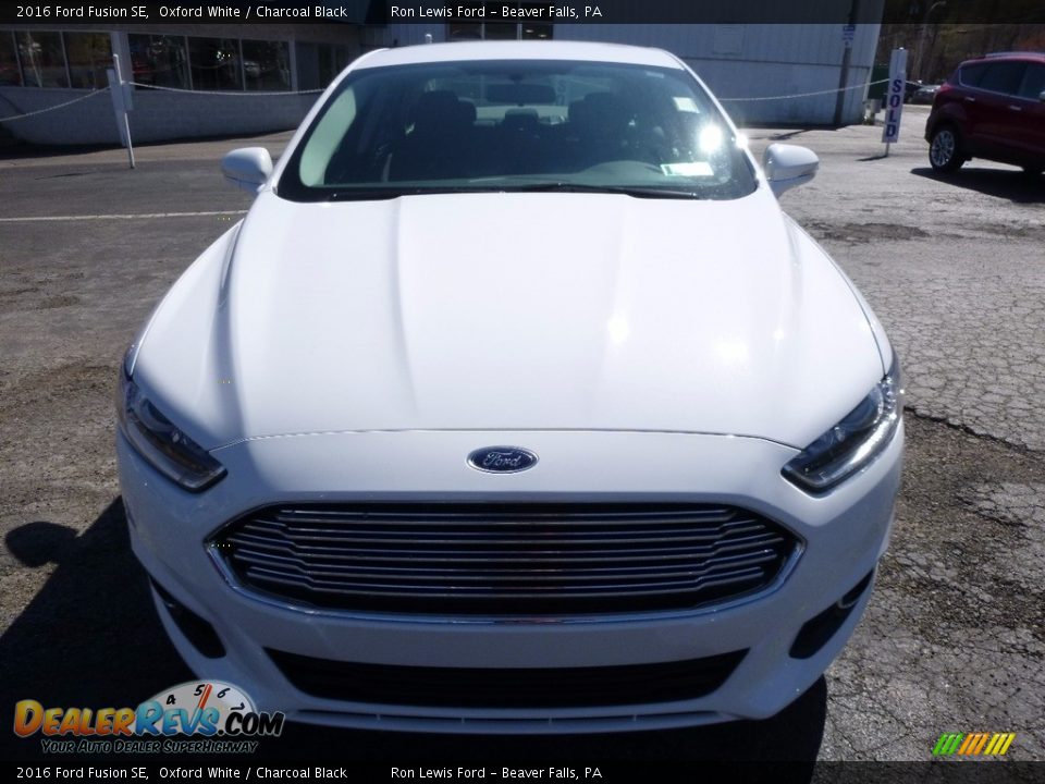 2016 Ford Fusion SE Oxford White / Charcoal Black Photo #8