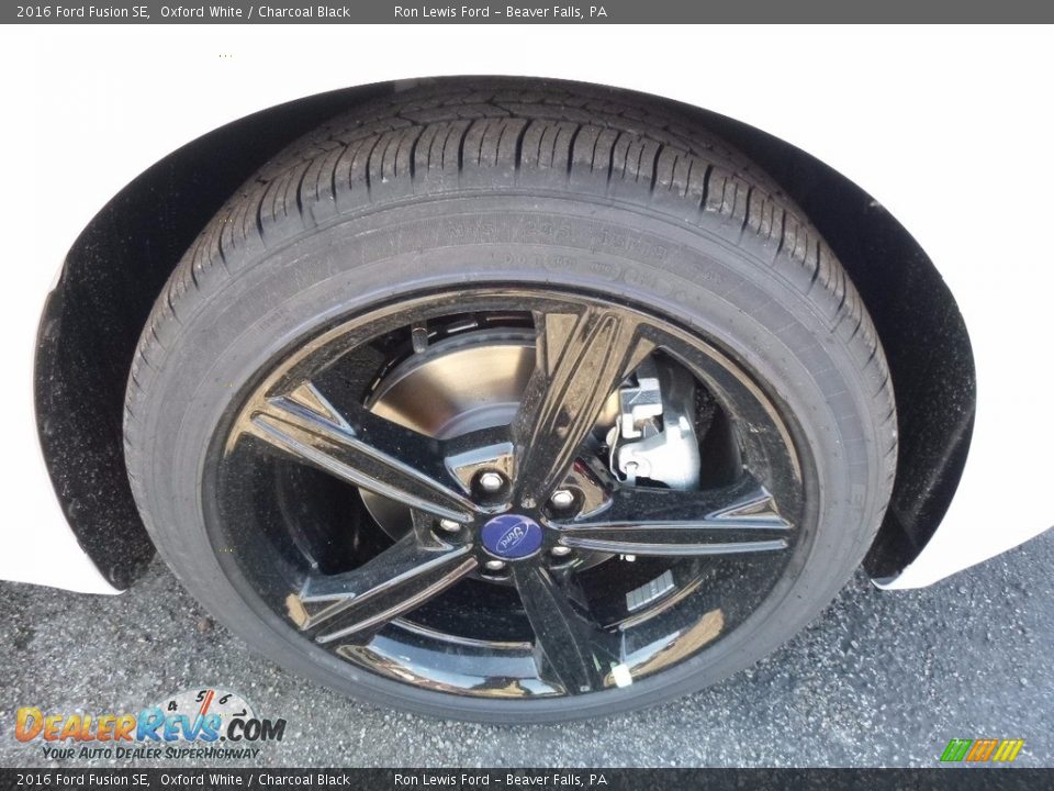 2016 Ford Fusion SE Oxford White / Charcoal Black Photo #10