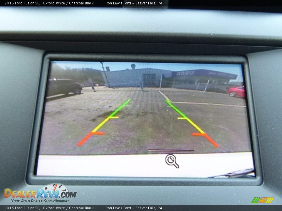 2016 Ford Fusion SE Oxford White / Charcoal Black Photo #18