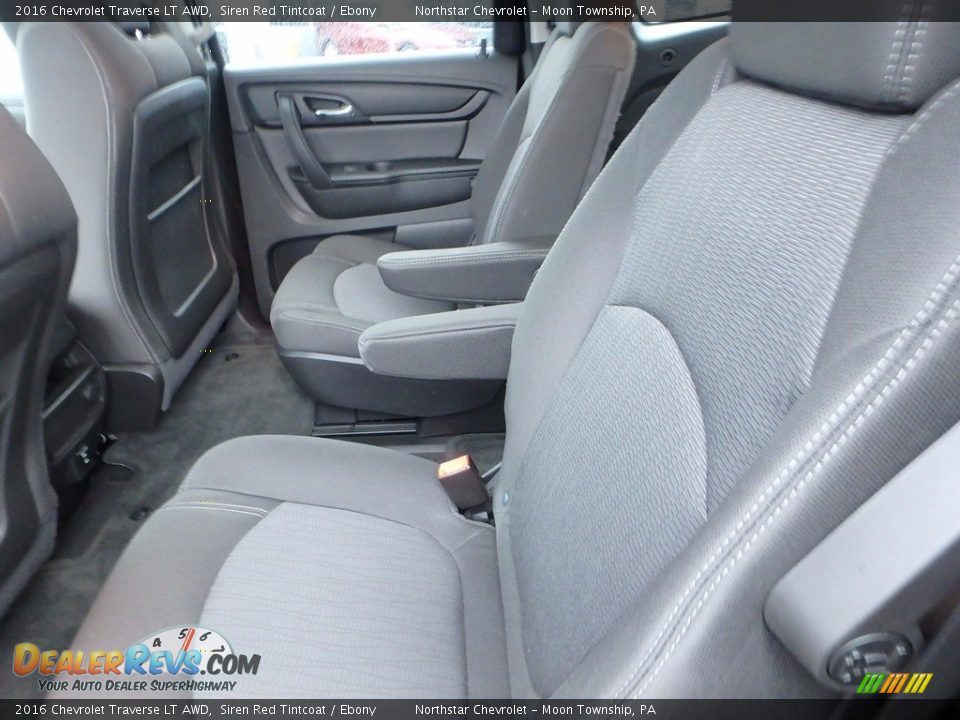 2016 Chevrolet Traverse LT AWD Siren Red Tintcoat / Ebony Photo #22