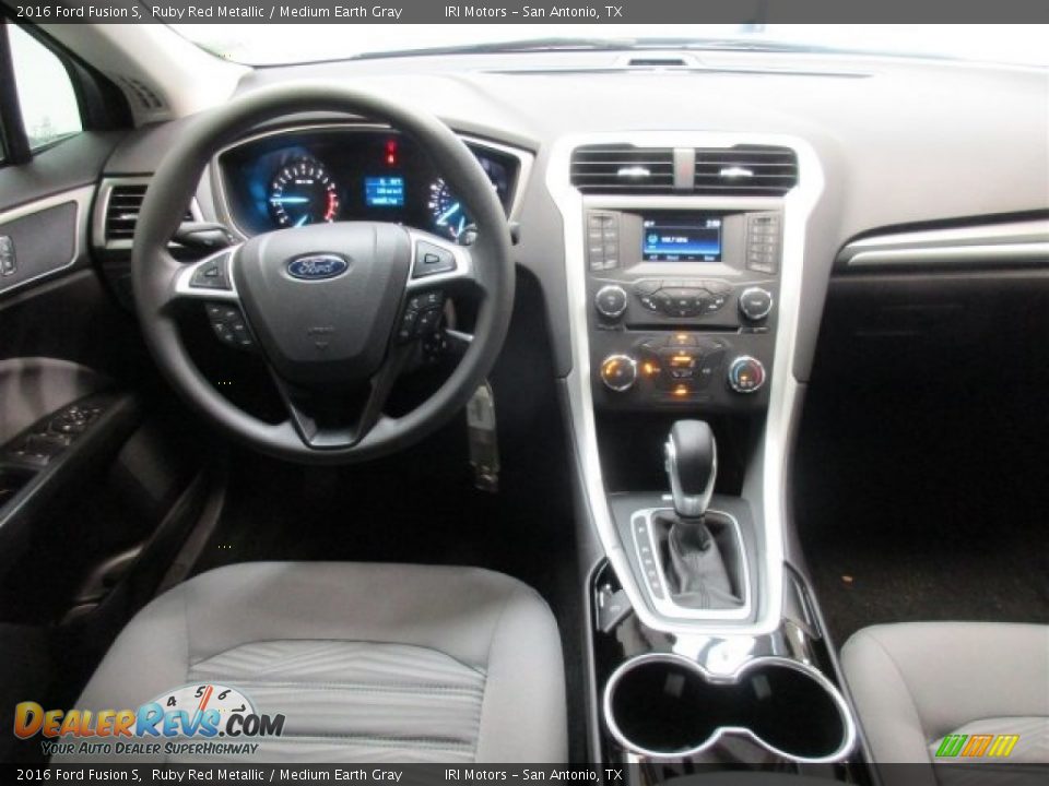 2016 Ford Fusion S Ruby Red Metallic / Medium Earth Gray Photo #14
