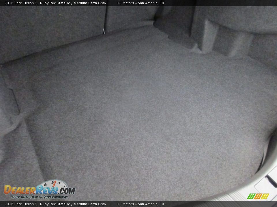 2016 Ford Fusion S Ruby Red Metallic / Medium Earth Gray Photo #25
