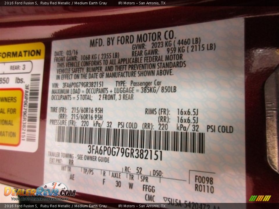 2016 Ford Fusion S Ruby Red Metallic / Medium Earth Gray Photo #30