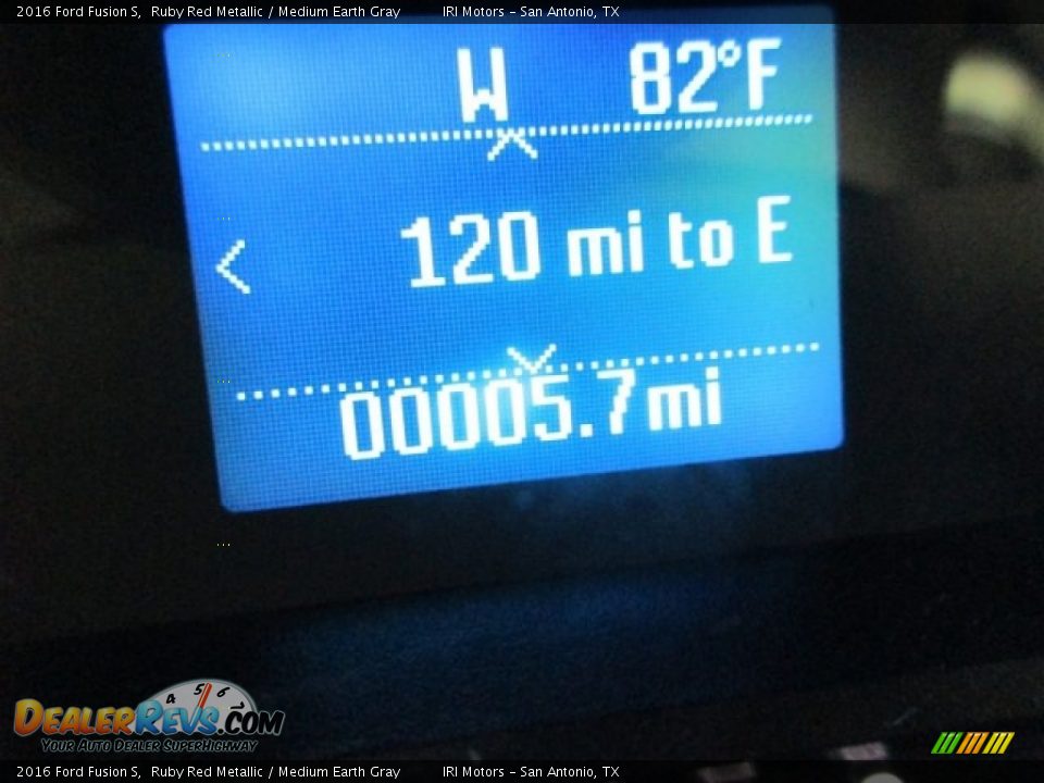 2016 Ford Fusion S Ruby Red Metallic / Medium Earth Gray Photo #31