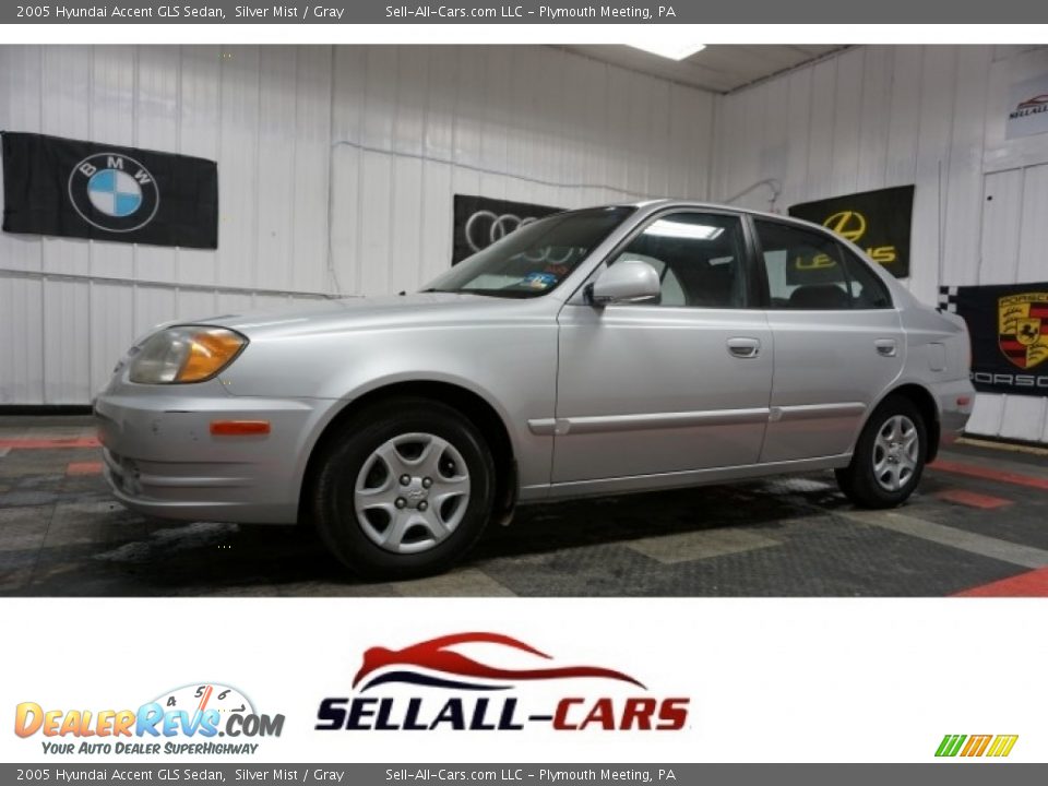 2005 Hyundai Accent GLS Sedan Silver Mist / Gray Photo #1
