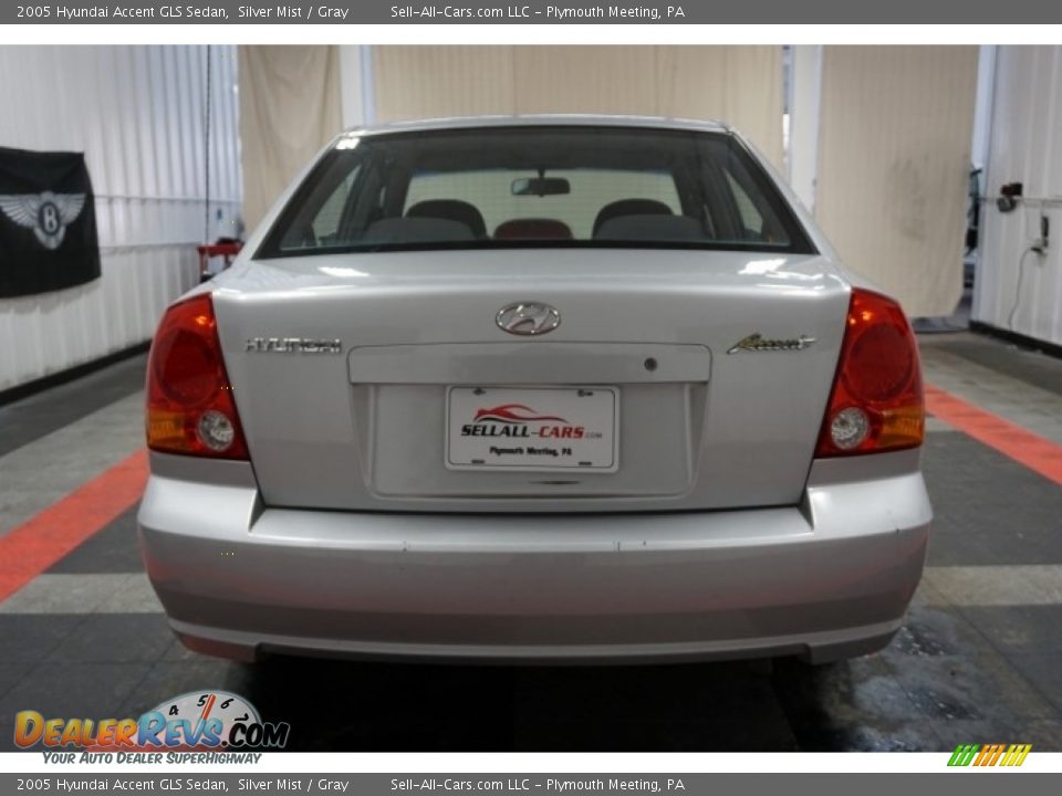 2005 Hyundai Accent GLS Sedan Silver Mist / Gray Photo #9