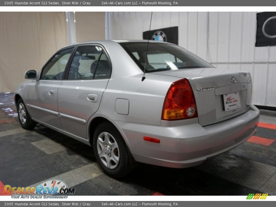 2005 Hyundai Accent GLS Sedan Silver Mist / Gray Photo #10