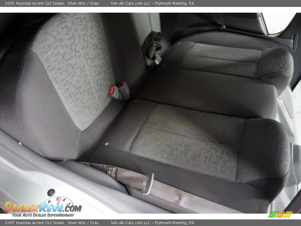 2005 Hyundai Accent GLS Sedan Silver Mist / Gray Photo #23